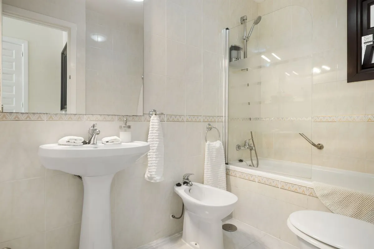 ae454a5c-fa8c-4b6b-98d7-8d113e9b5beb