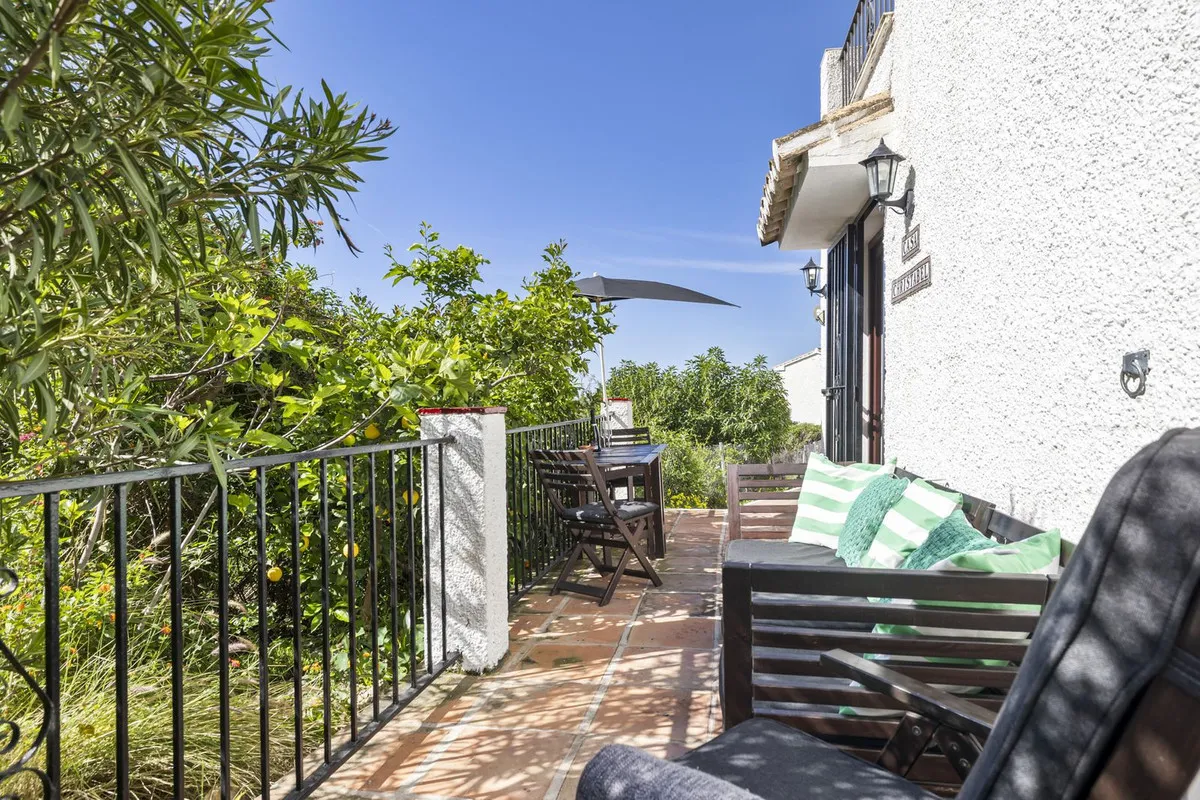 c85a8999-92a8-4cb2-867f-7d3938f945a1