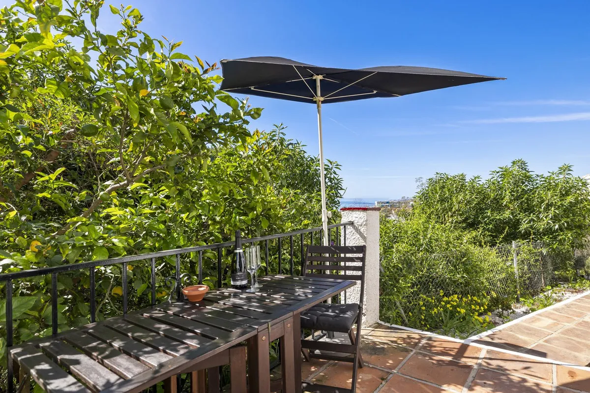 fc601b61-0d77-44f1-a9d7-10fbb7b48f1f