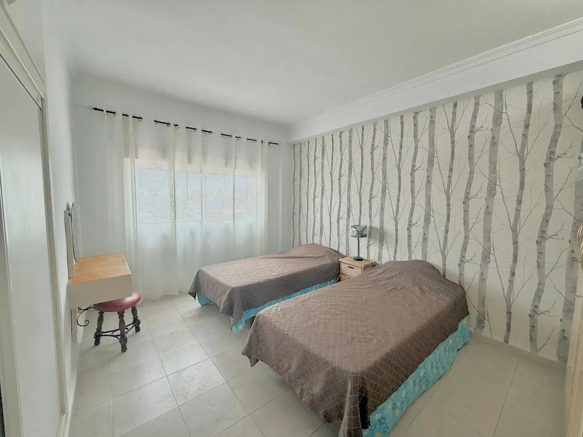 0d75dc50-0b67-4030-aaee-d819b8a9c305