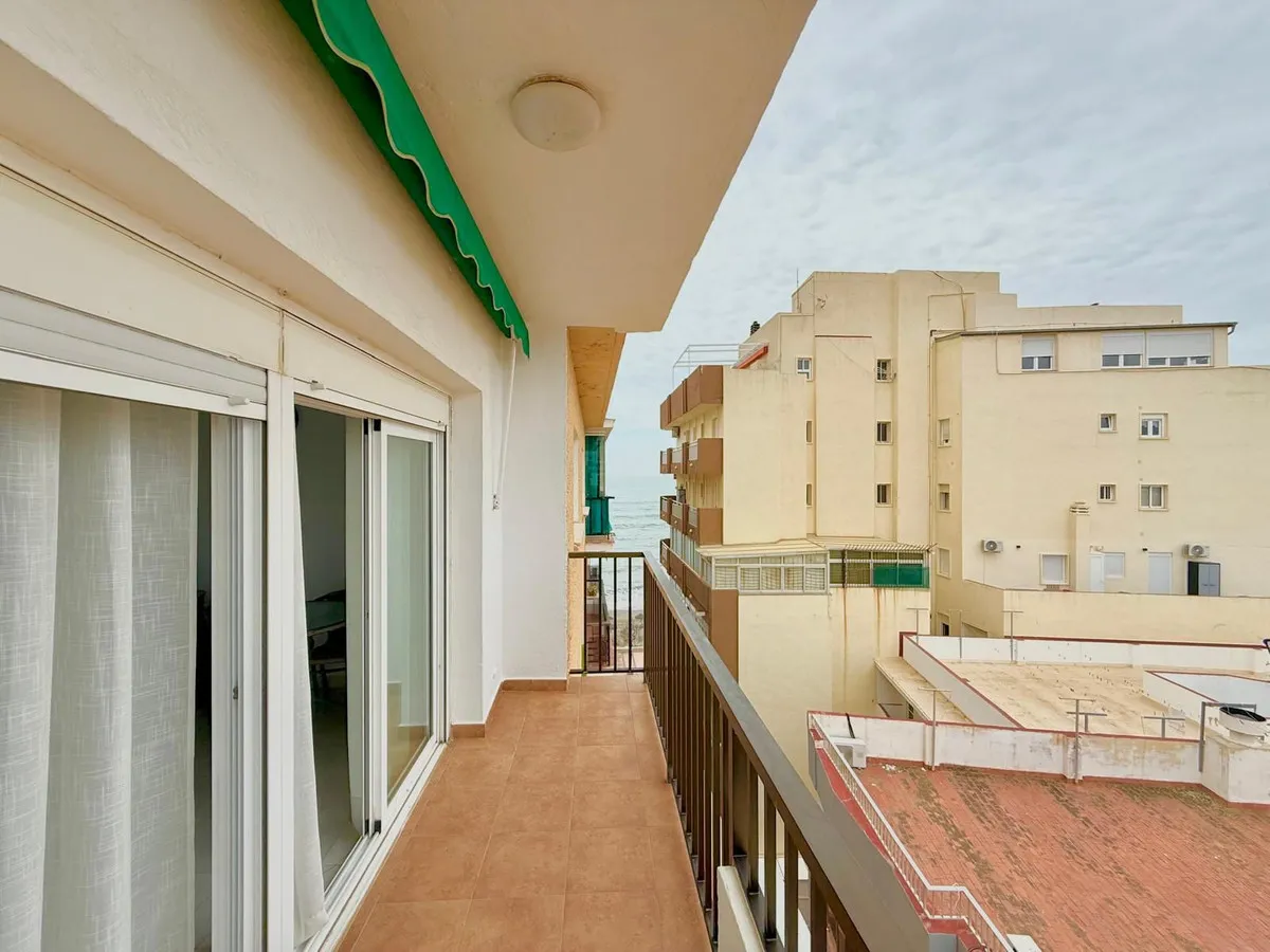 1bc73e6b-d852-469e-8668-1bb4c242083a