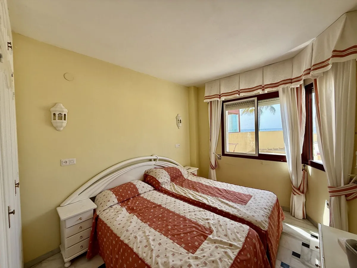 099d8ff3-d1ec-4de1-aa40-4f03149b919f