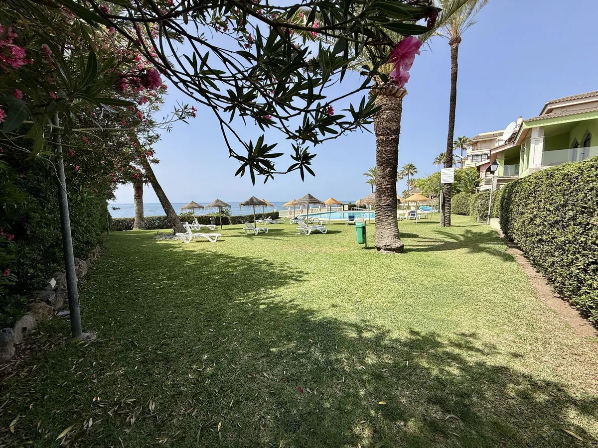 f56b2e6a-5804-42bd-89ec-1bf43e066e15