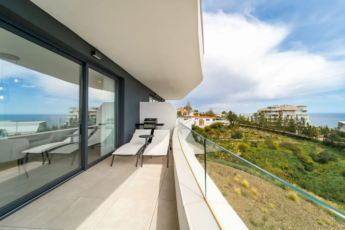 130ca4dd-0421-4a59-896f-e932052b5631