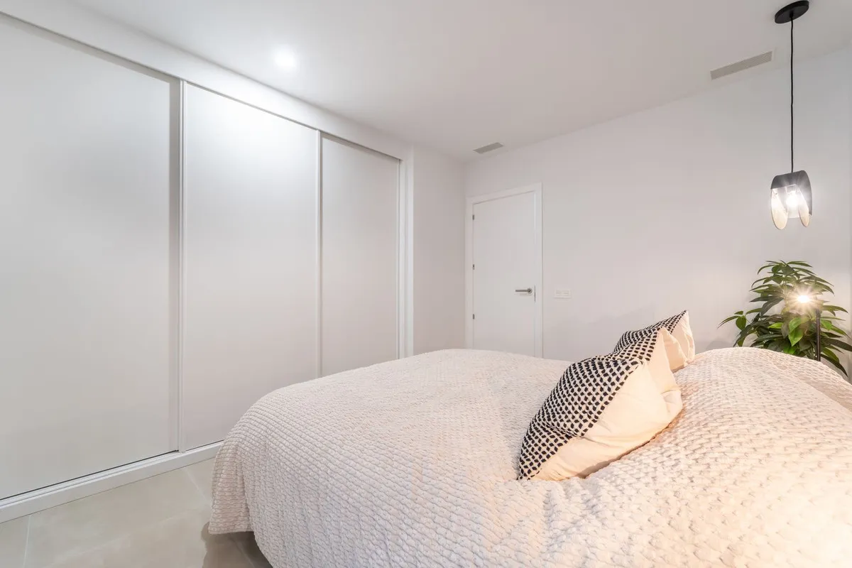 92bcc7b3-80ca-4498-abc9-31c20c9d379c