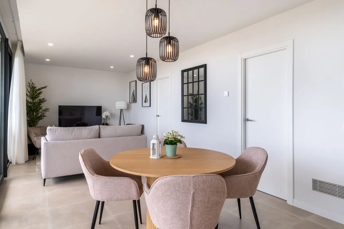 9933edbf-cae0-4fc6-806b-7ed635eabf71