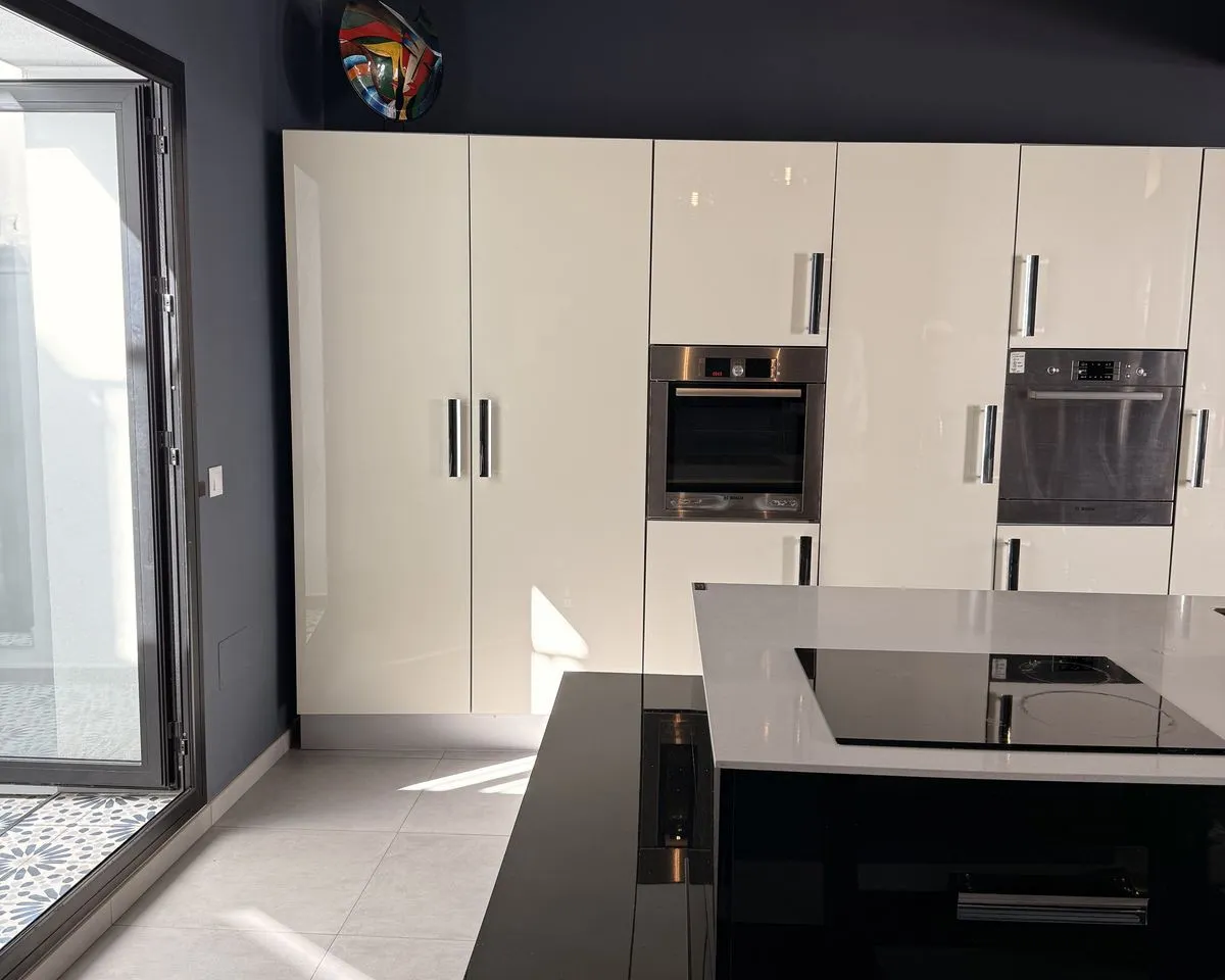 a085cf5d-eb74-468d-b840-f1def08e8bb5