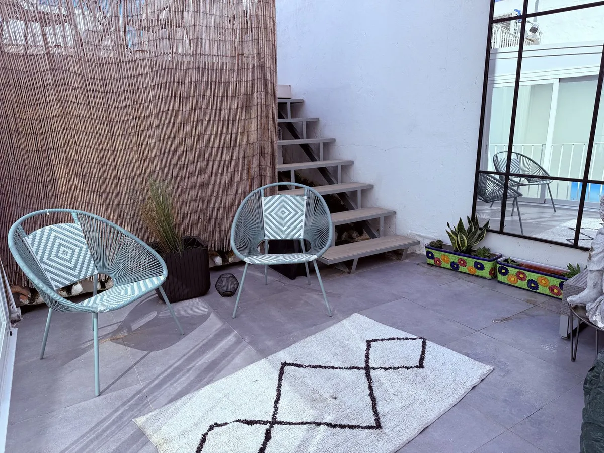 f94593de-d186-4f64-a59f-2678d910f738