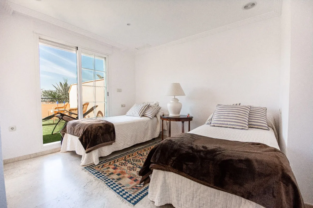 94791742-0d7b-405b-a036-9ad0d2ec517e