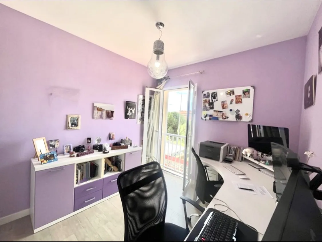 15118aab-c6e6-4dd7-94ab-cd061abe50a6