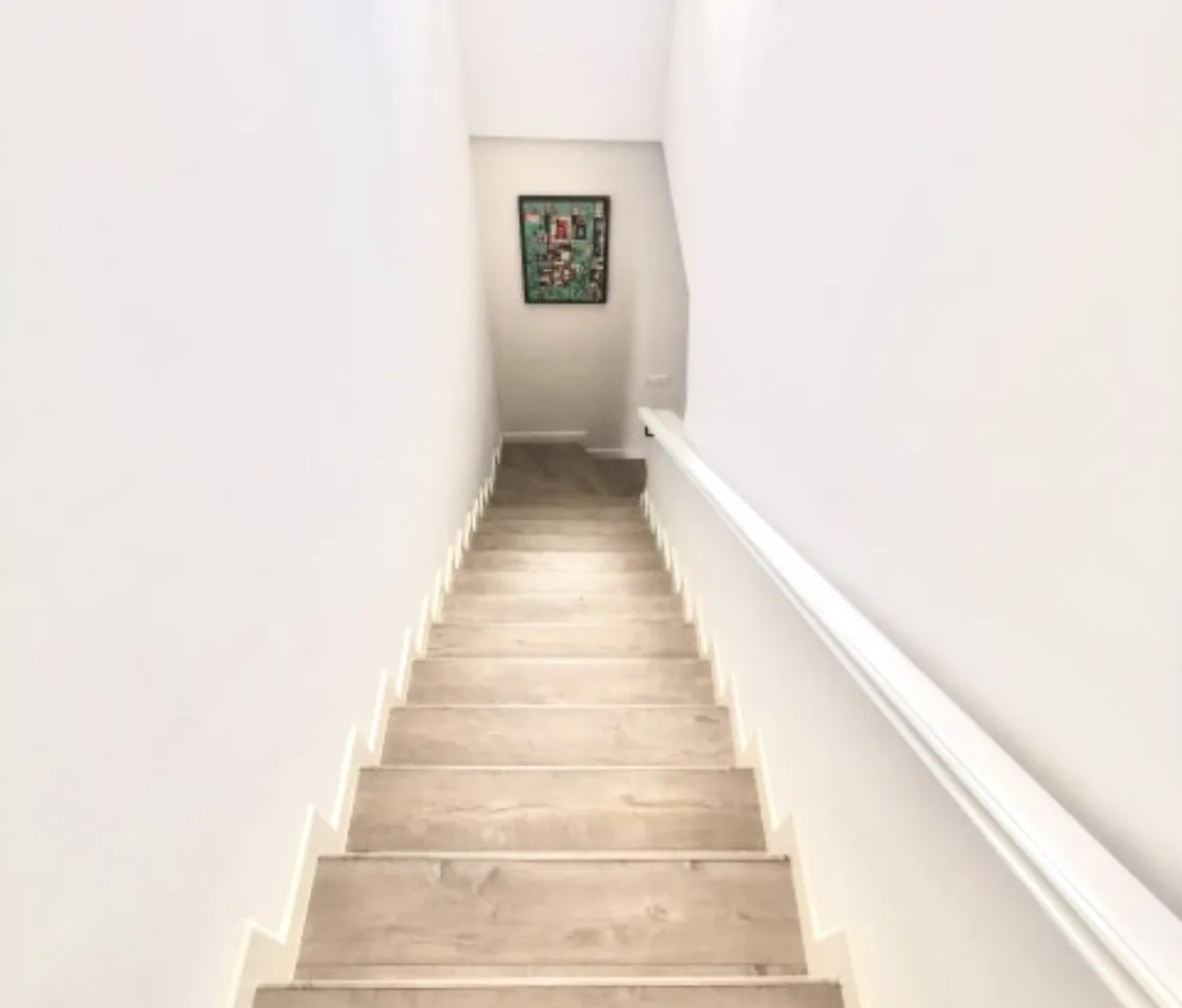 1e147e94-43f8-45c7-b6f8-dd3da26ffb3c