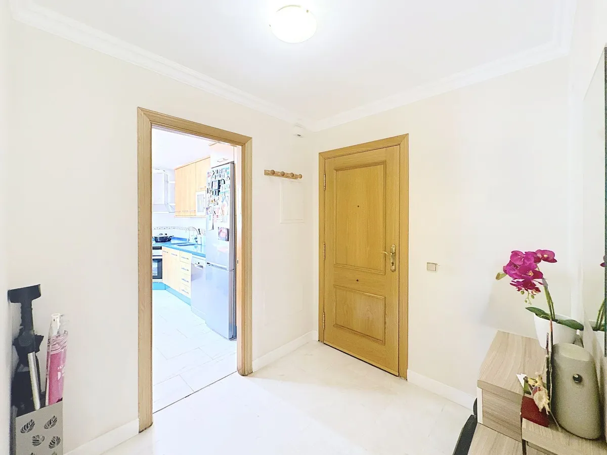 0f4ff2ec-eefc-4976-8b5f-5bd4e8456c1e