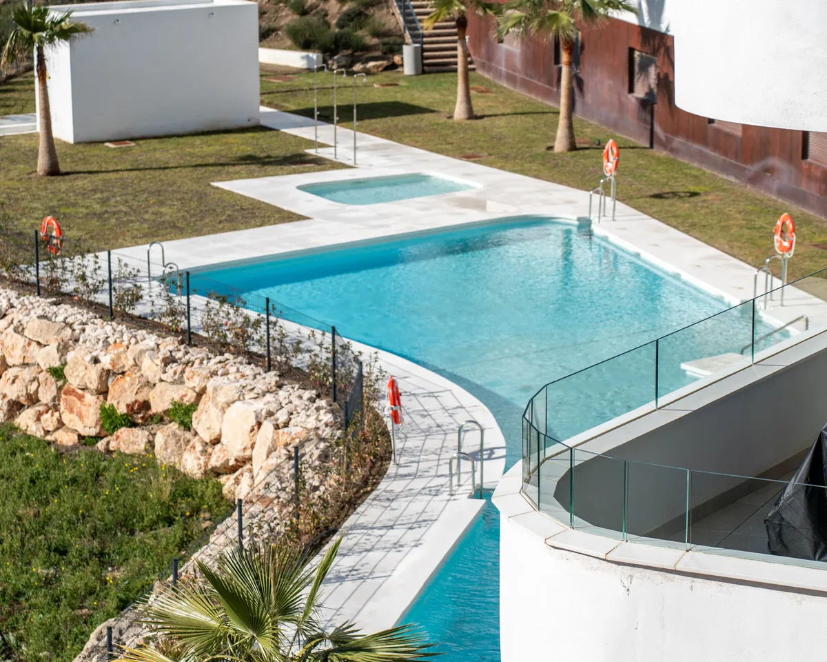 7fbb92c4-d7e0-4ab6-bd1d-391ba3e2838f