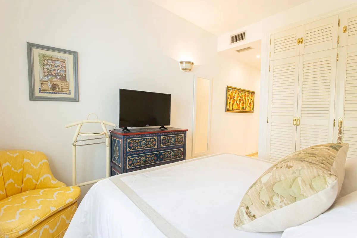 db33ce1c-e7d2-4f55-85c7-91a3cf2768d6