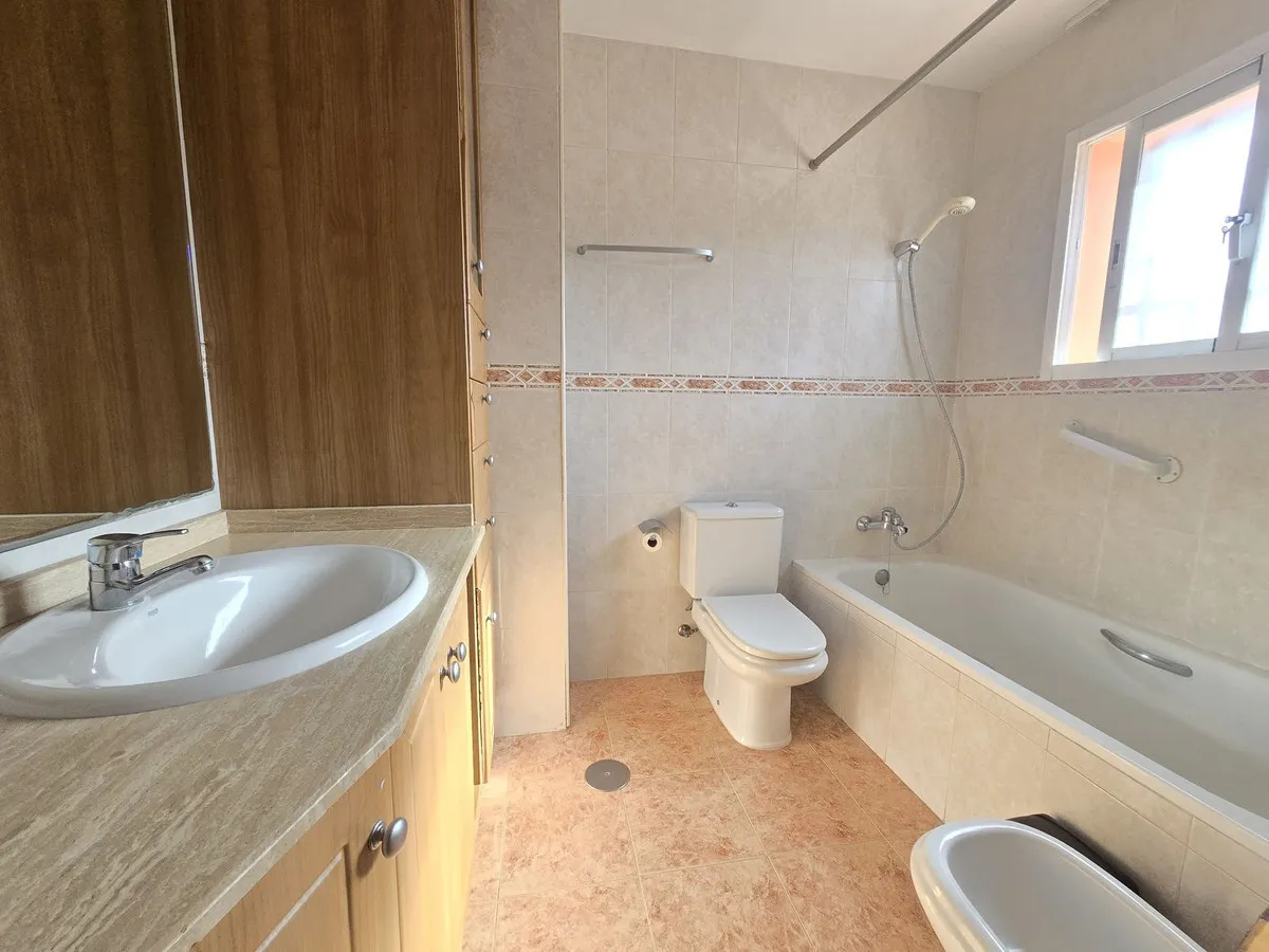 01bf5f39-f355-4535-9643-d0282b47a032