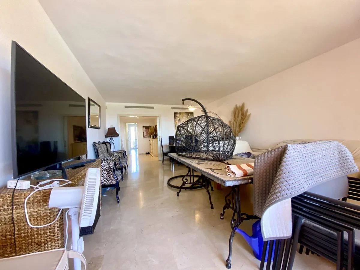 05f15a9a-8b6e-4564-ae38-de04e3a0199d