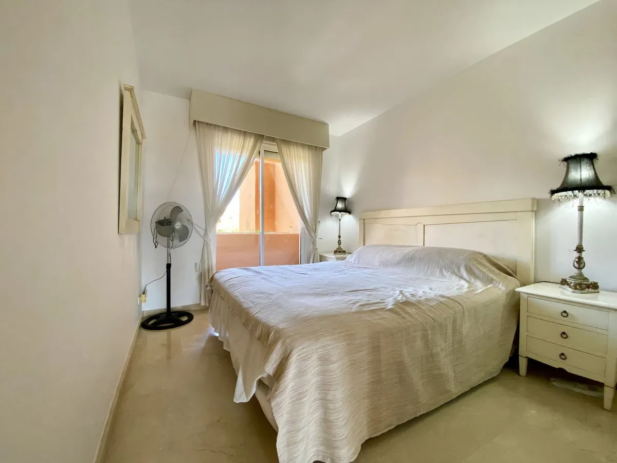 a2d87a0c-aec7-4914-9329-c7c1b9743335