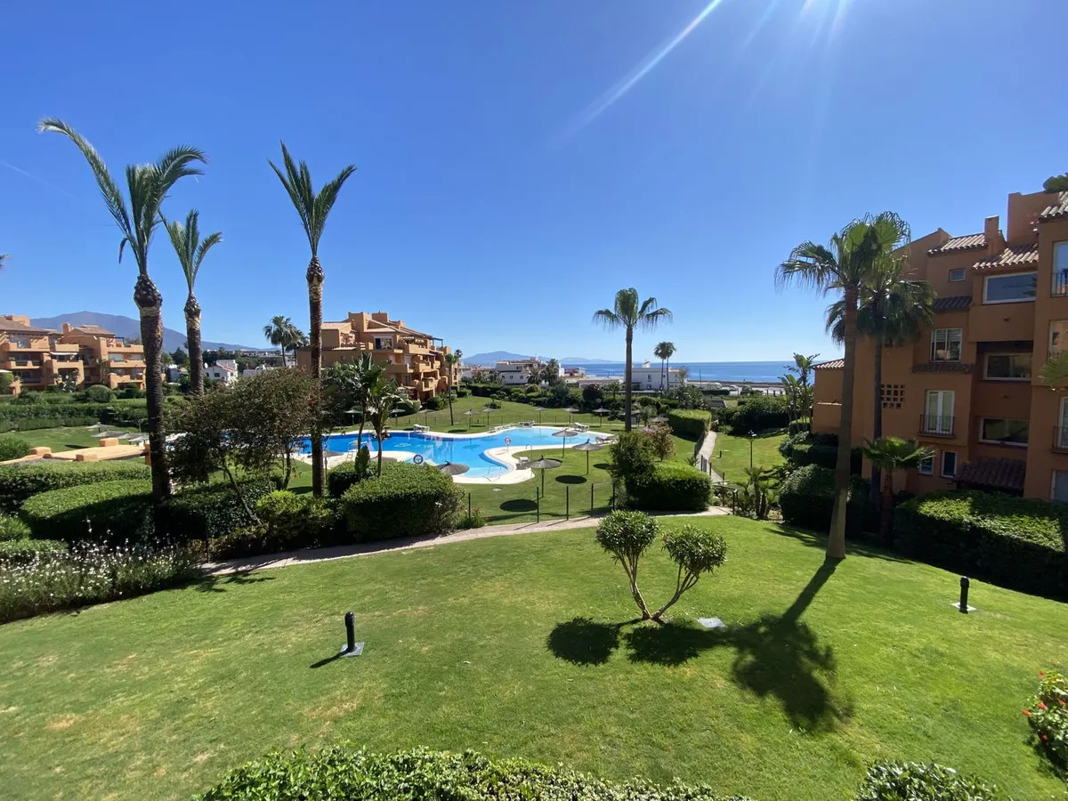 bef075e8-0e6b-418b-85db-4e22e203e8c7