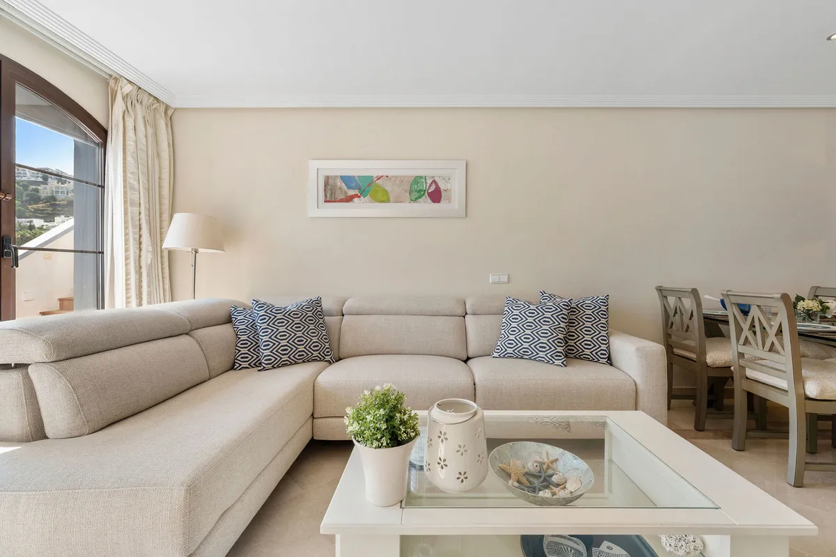 c37a46e1-c6ea-434f-8316-5d721173617c