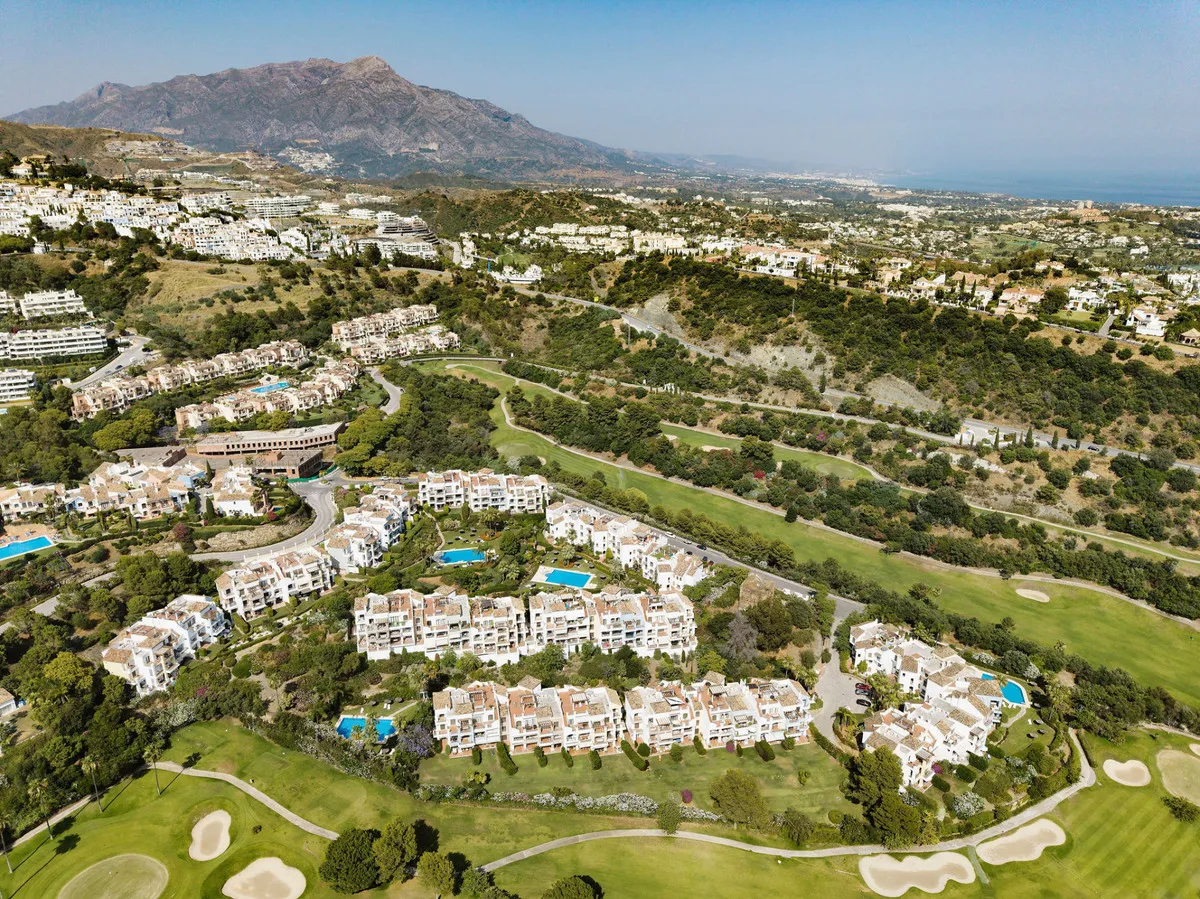 e79cbcae-ebf3-4aa4-8e1e-b8130e91a0da