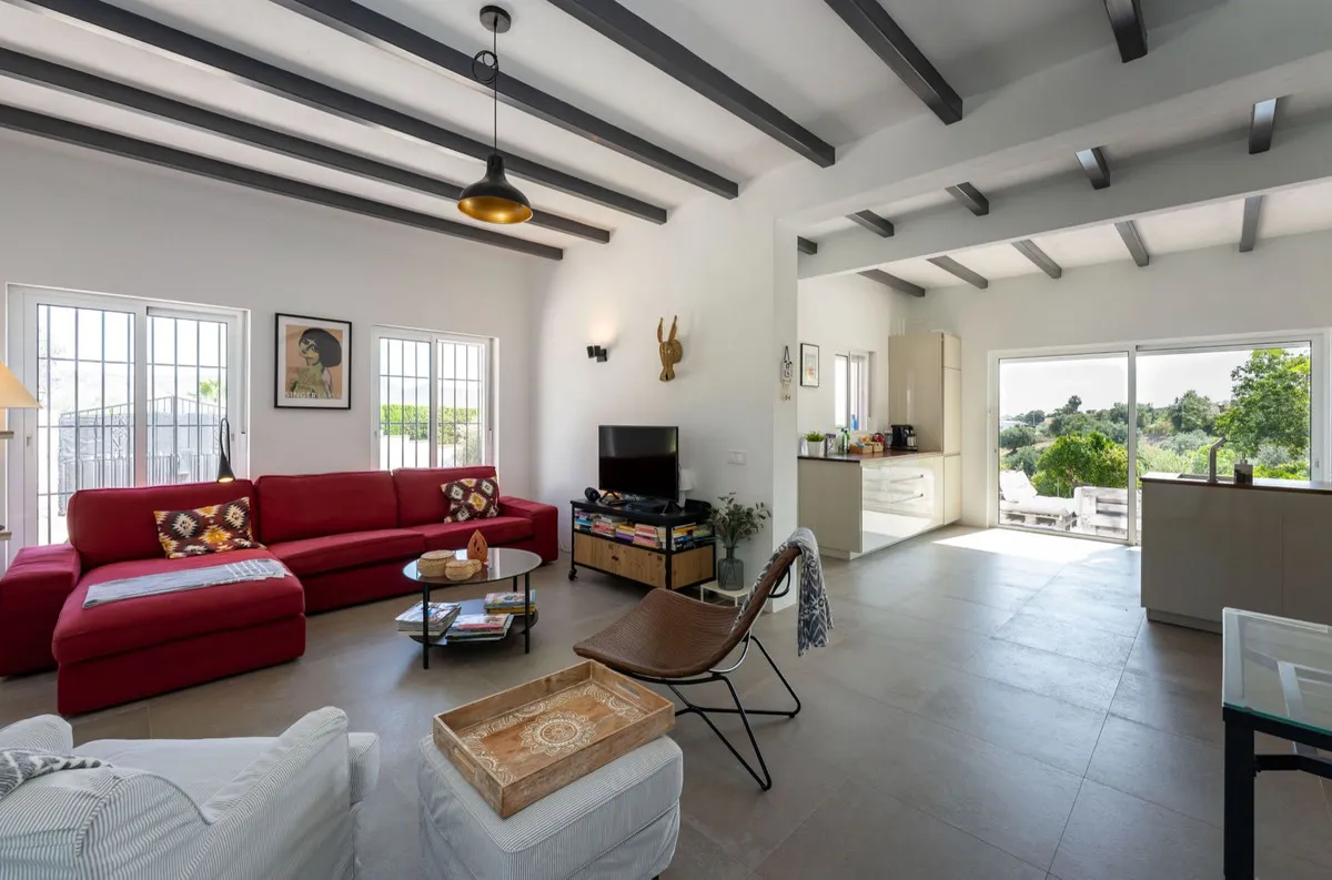 da61f931-b11e-46ef-9109-2cf2e1c543cc