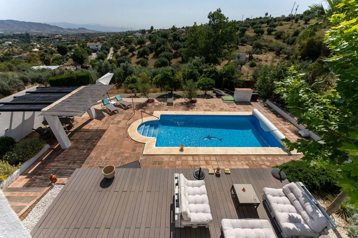 f411fbdf-30c0-4631-ba9c-a2c4f73c737a