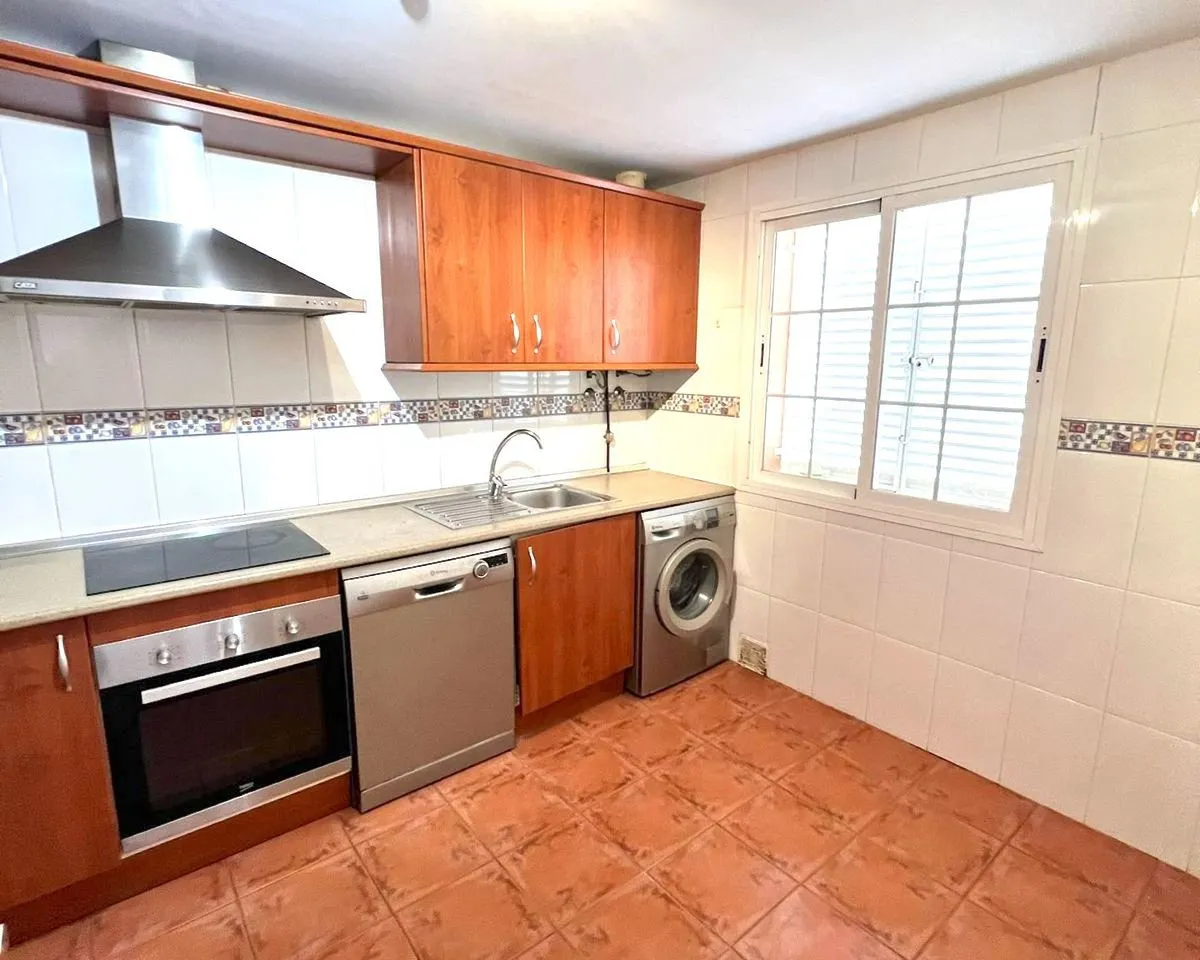 666b39a9-655b-4b0f-9d1b-a850d048a077