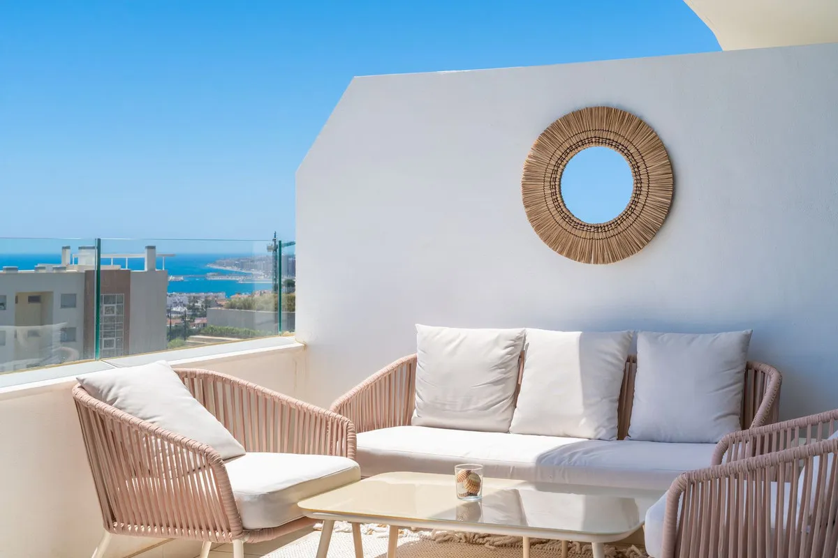 e22a1b73-2a64-4433-822c-1b855d0f72ac