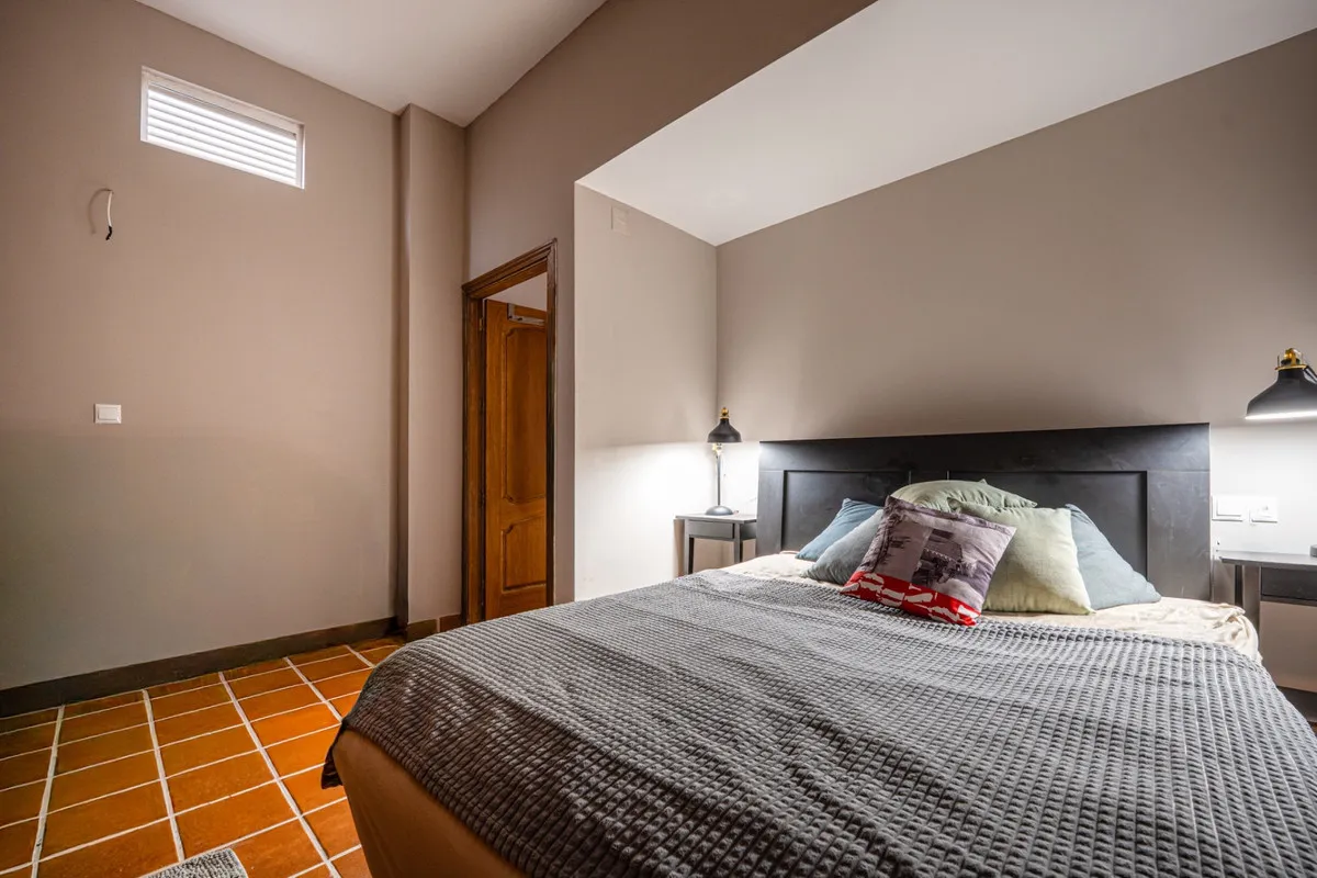 0ac54e2c-1c96-4280-97b3-6caff670f14e