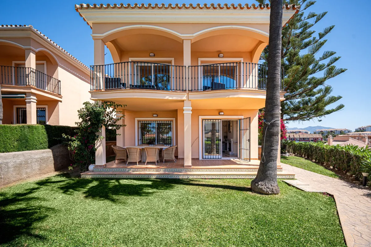 50a97ee7-d9e9-4a7f-a134-5cd475e9a192