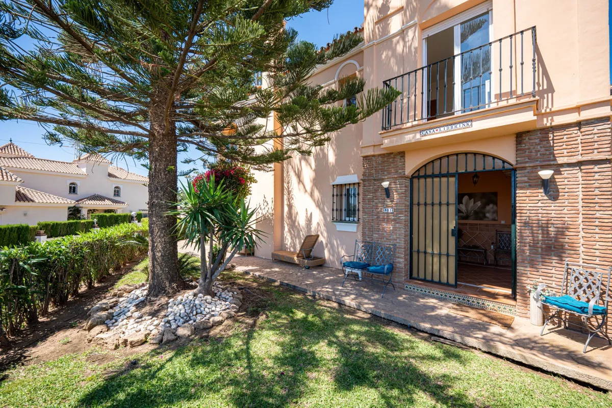 603d6652-5ffd-4a76-8401-64a50e9375fc