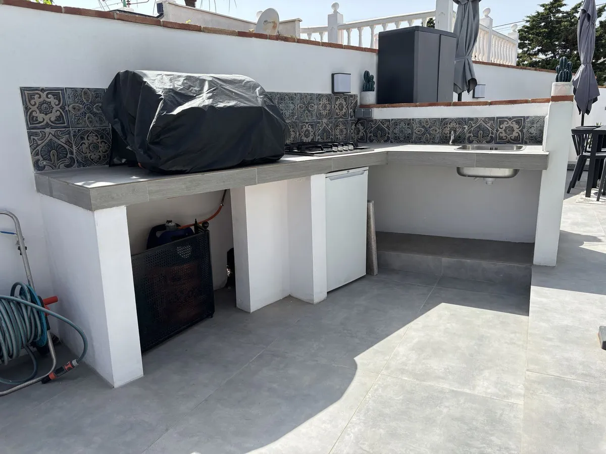 1ca5d7f8-c656-4eab-a89b-d16527556e52