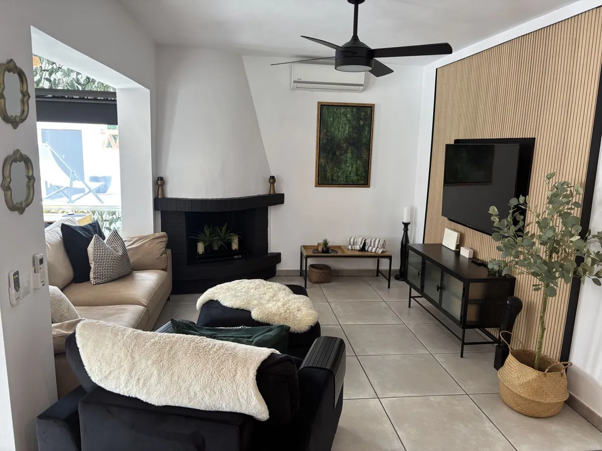 36e80876-edef-4a85-8a5f-b0d5c38c34a4