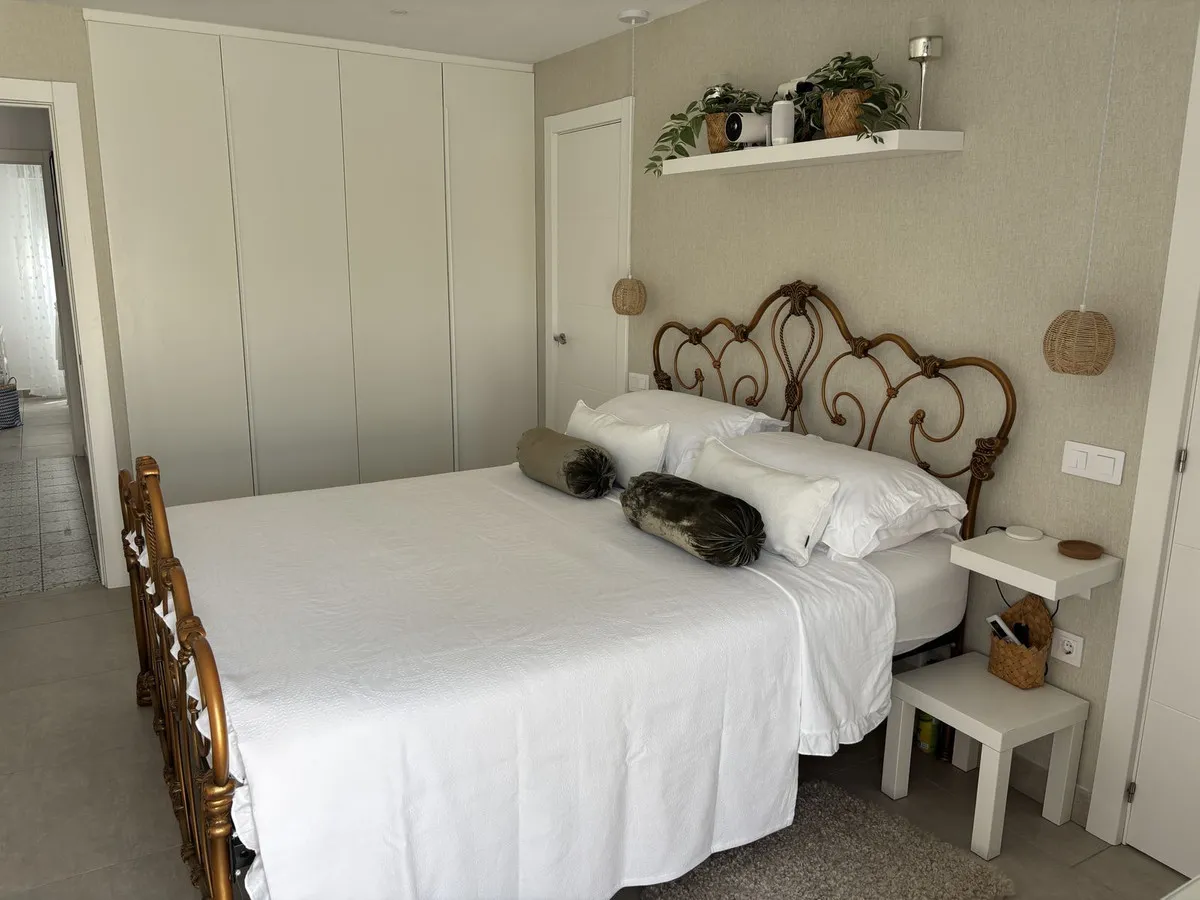 4802fbd0-8dc5-4920-af4b-62c6a6431c9f