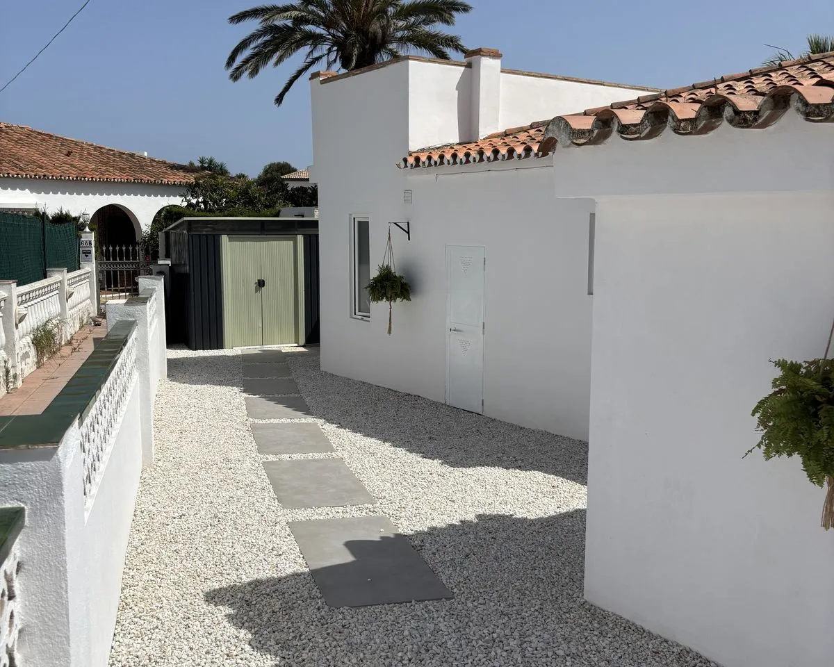 c7fc2093-9ea5-43fe-9581-18d534e24a4a