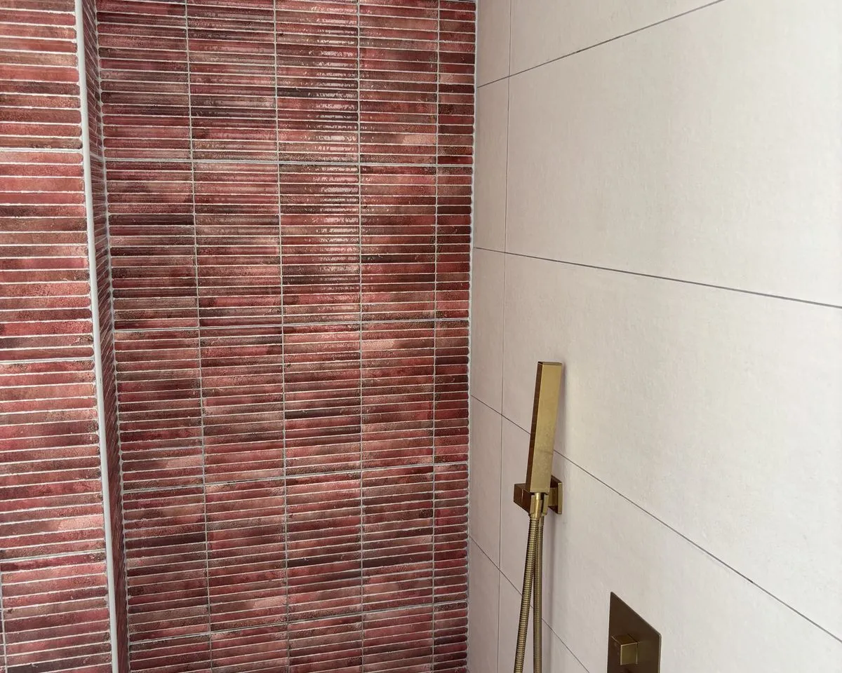 da5119fb-a32f-4e04-8dc4-c940959ceed4