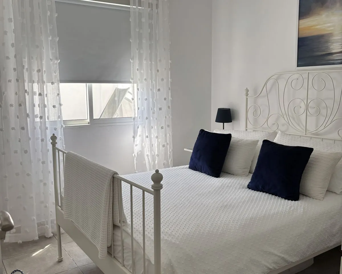 e3e78c49-7d75-45fc-a475-88f05a3ba8bc