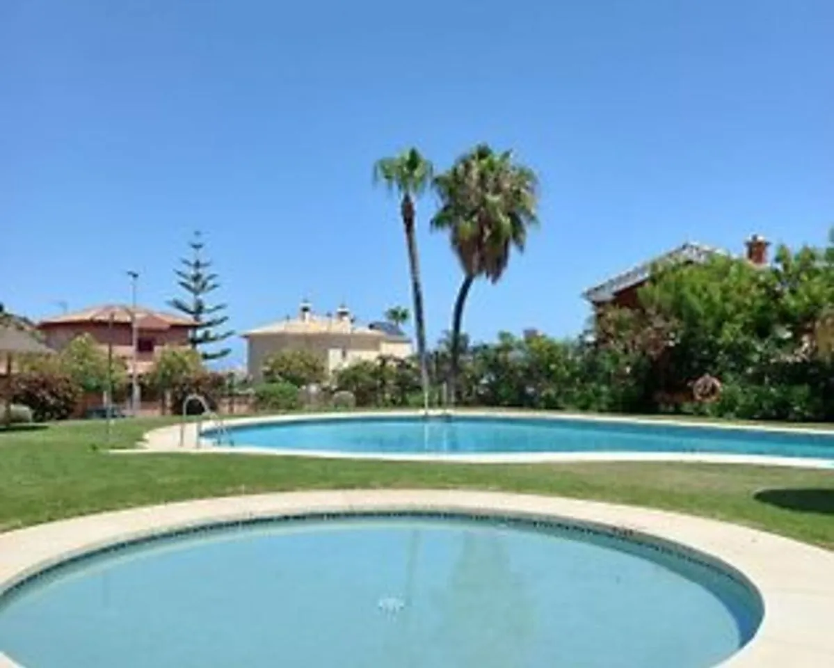 18f2b55b-bc9e-40c4-9bce-f9d8bf515d91