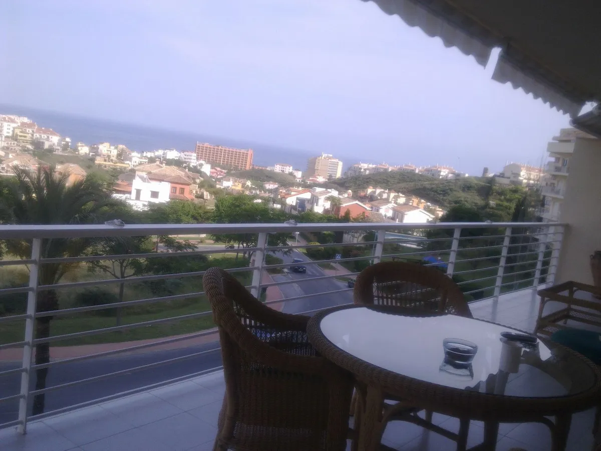 d567a674-899d-4502-aa5b-853a22cfcffa