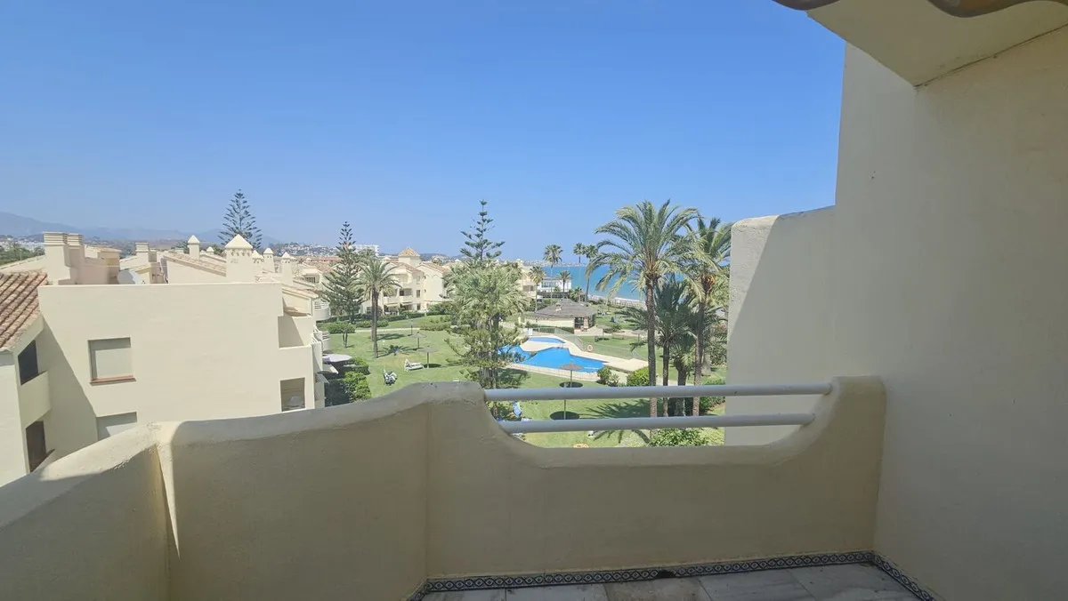 311f5893-0668-4b1b-9839-85ab5258df8b