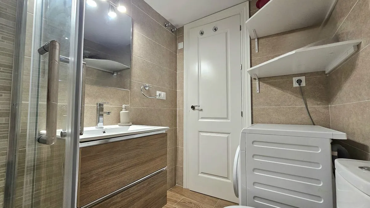 66a1e950-5f3b-404d-8efb-c91314448fba