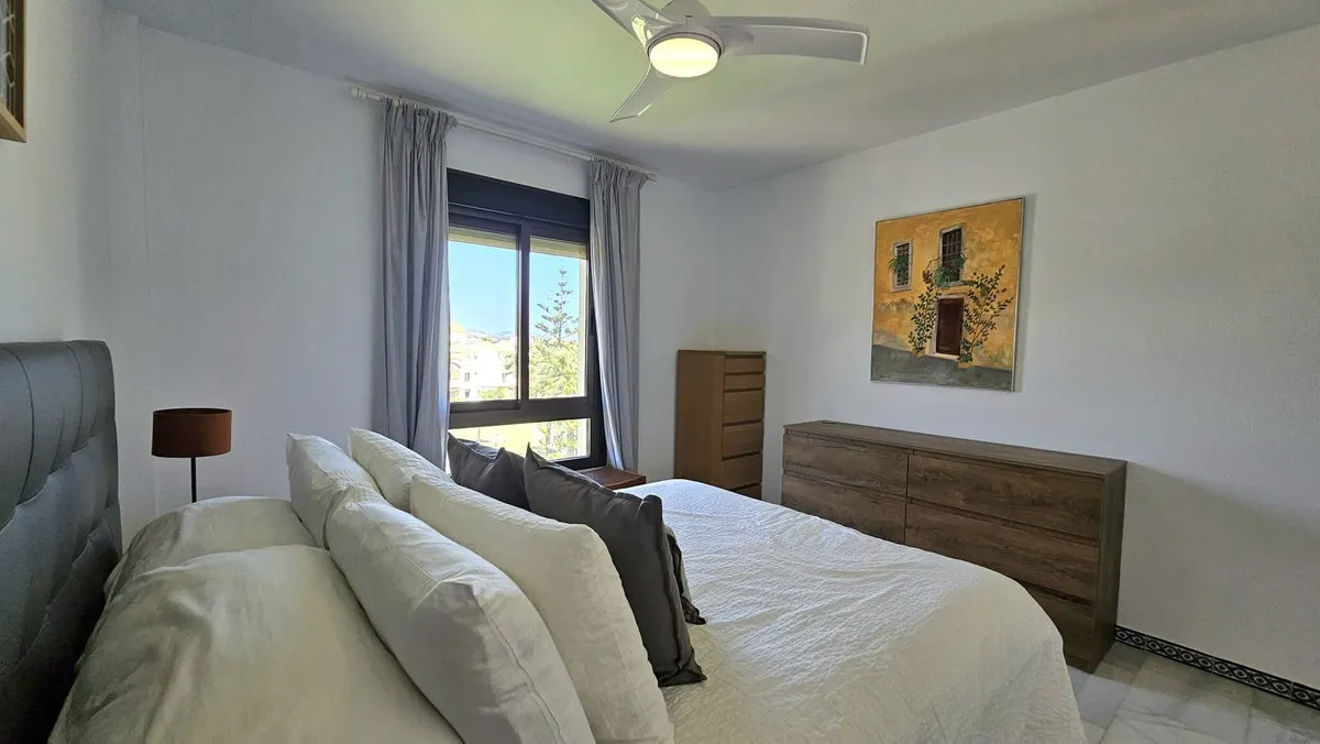 79e07c54-1672-4adb-aaba-c085962828f2