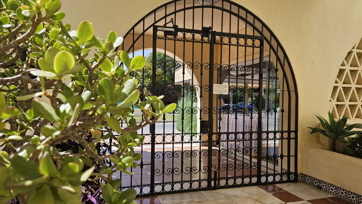 ad8ac084-0dd1-4dc7-97e6-45b0b2164ea9