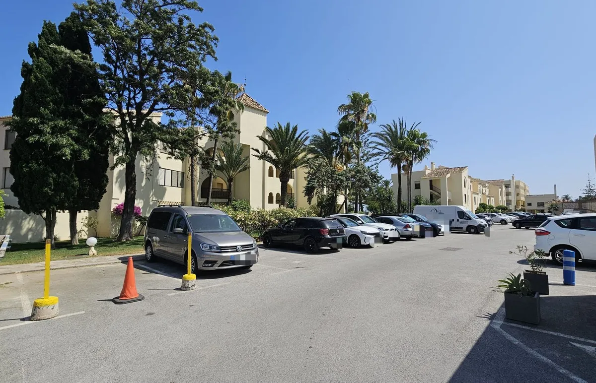 b22fe9ab-fa5e-4077-ab00-3069dab6071b