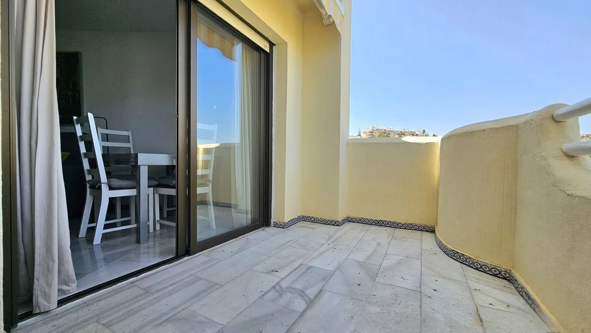 f29d4f85-aac3-47b1-9265-c05e6f5163bc