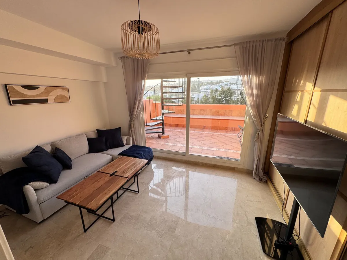 04767483-e599-49dd-a28d-35d6026f2628