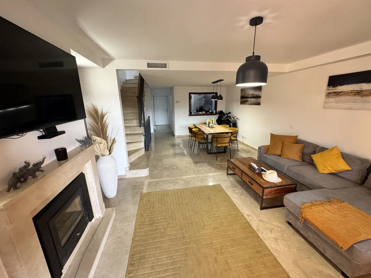 4d8daa35-ed0d-4adf-8a92-d439b814a87a