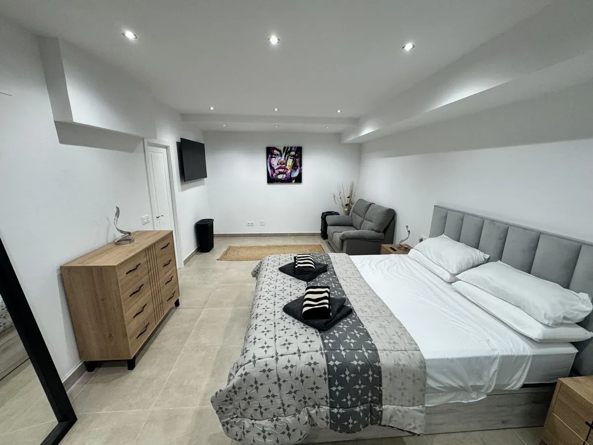 b21981c9-2d5a-4462-be7d-8fcb175cbc1f