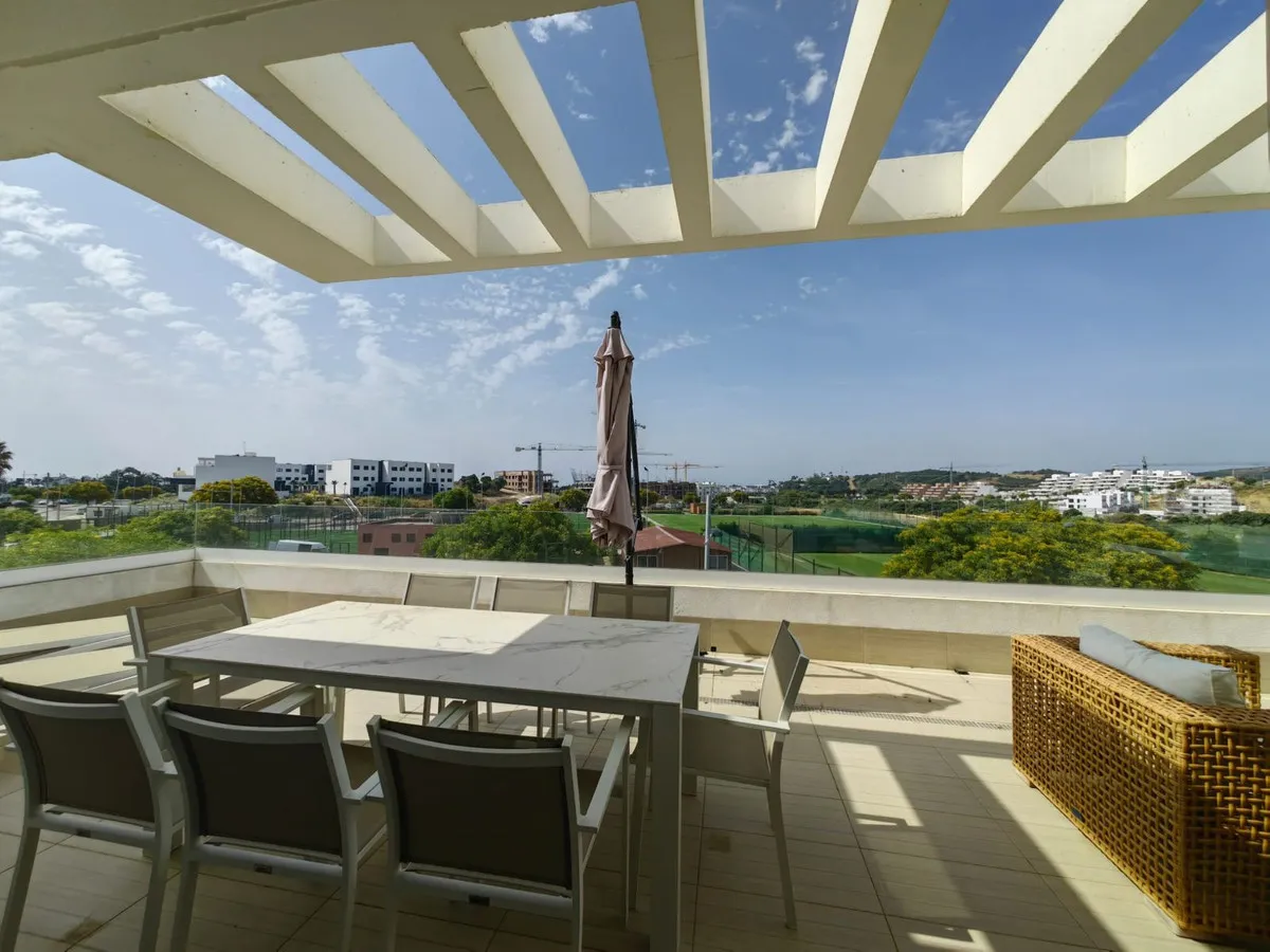 9ee69394-8bdc-4646-84e7-c5c4648ff806