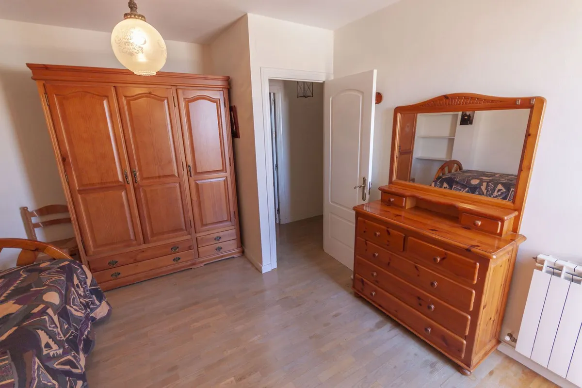 292f3ca5-3002-4409-95a9-64d40c9f659f